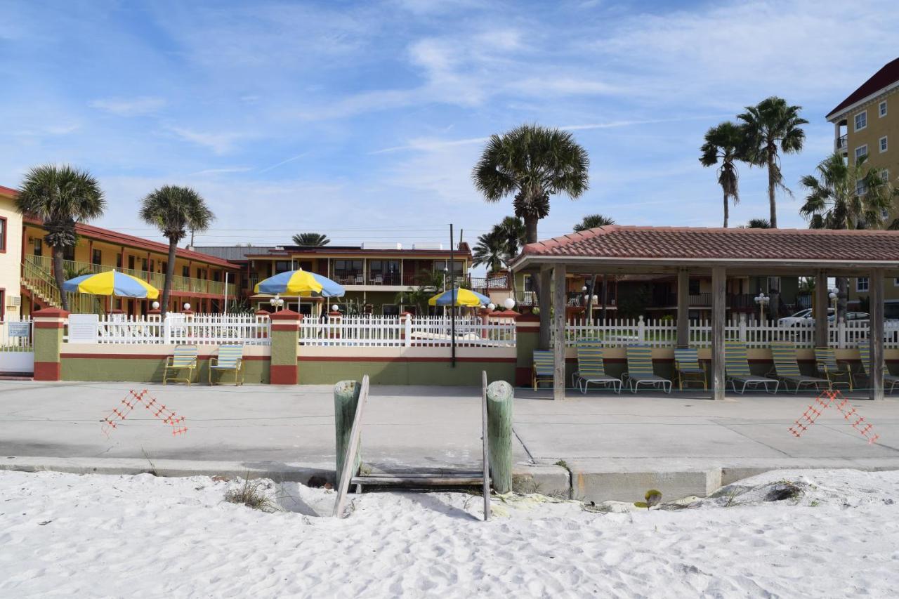 Sails Resort Motel St. Pete Beach Exterior photo